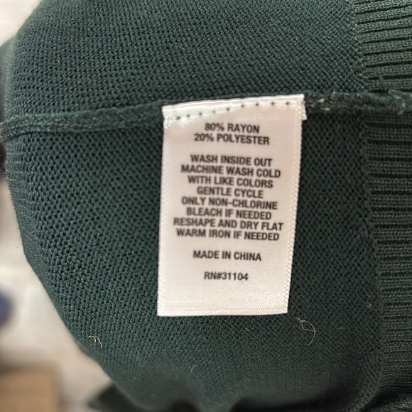 Wonderly Dark Green Raglan Sweater Petite - Picture 8 of 8